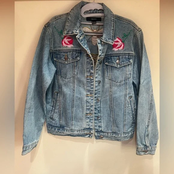 FOREVER 21 Embroidered Denim Jacket with Floral Design Size S - Picture 1 of 2